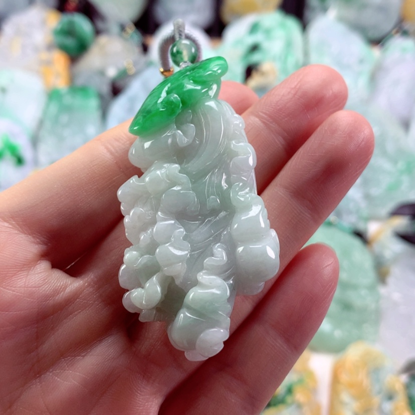 【闪购商品】翡翠吊坠(不含链)未镶嵌
