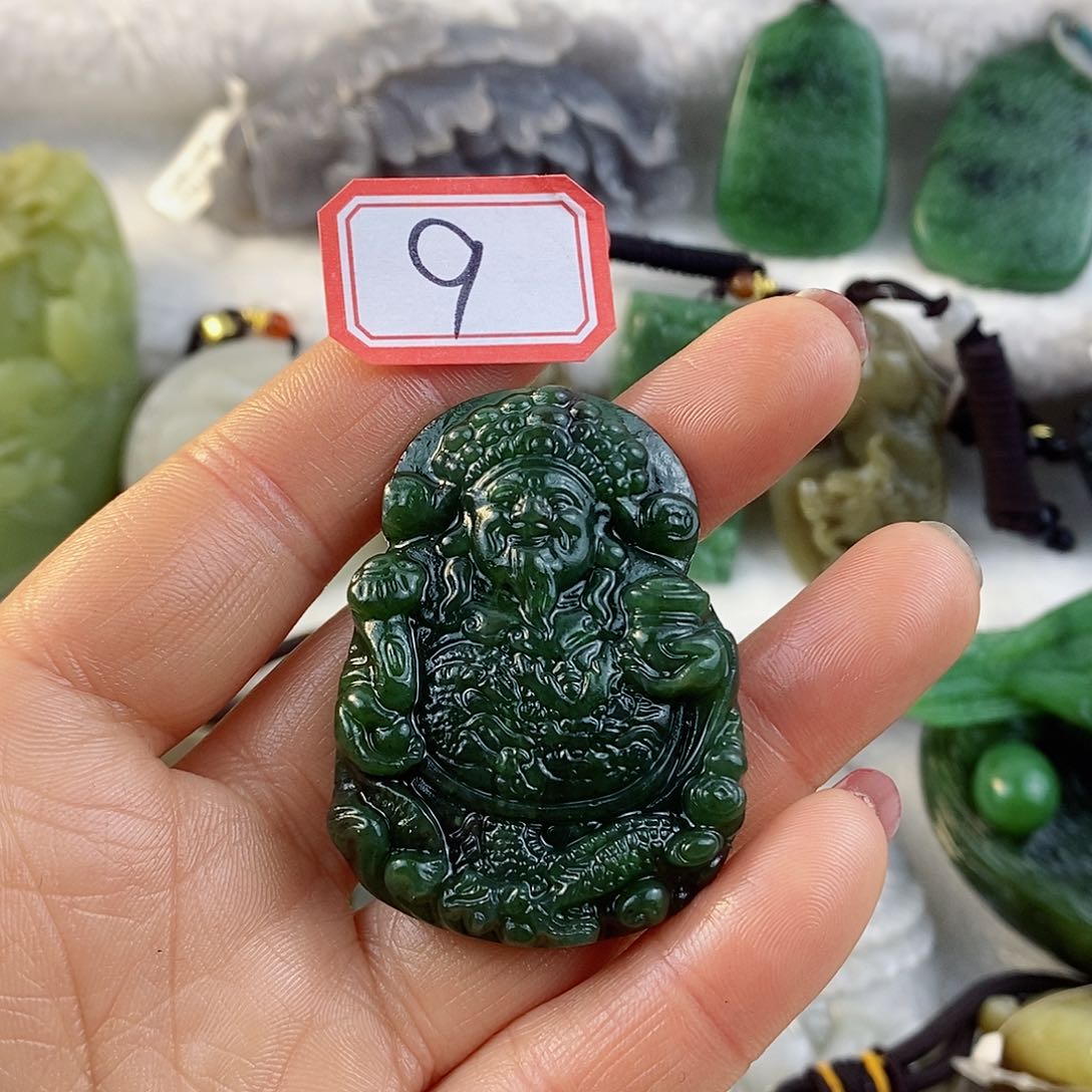 和田玉（糖玉）颈饰未镶嵌