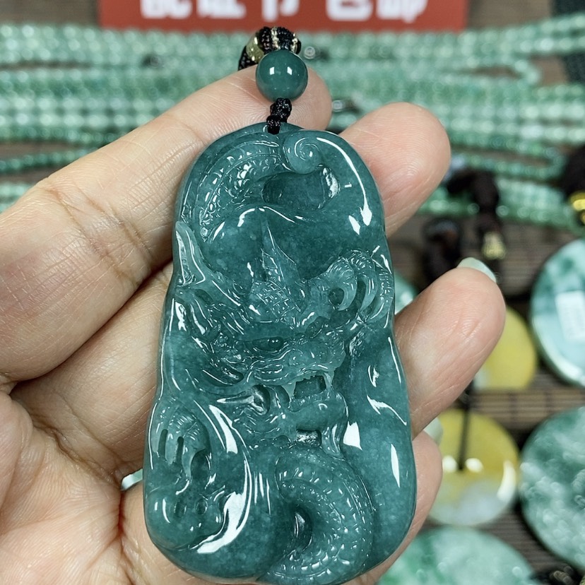 【闪购商品】翡翠颈饰未镶嵌玉吊坠翡翠玉随性龙牌