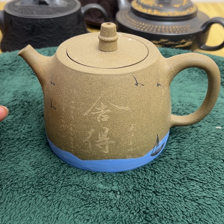 茶壶紫砂完美无暇