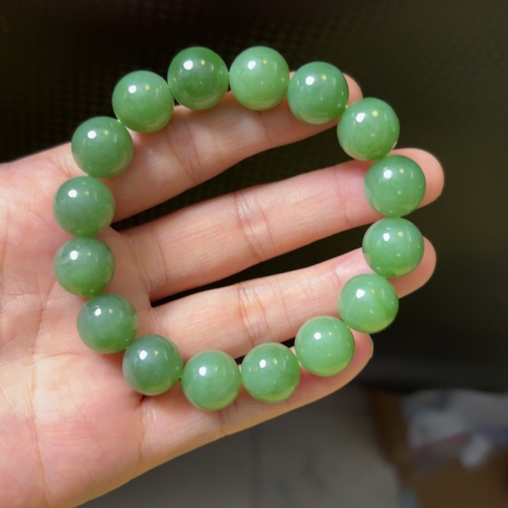 和田玉未镶嵌颈饰粉绿卡13