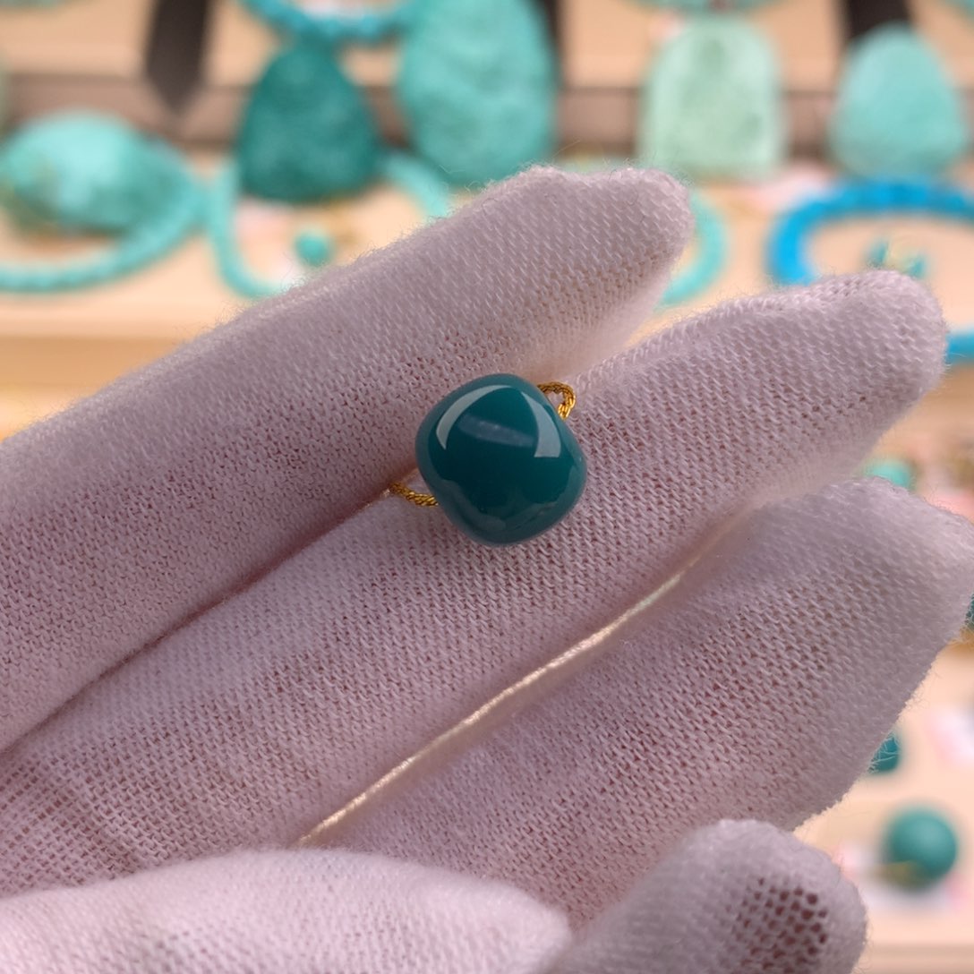 绿松石珠宝奇石未镶嵌9.6*8.4mm