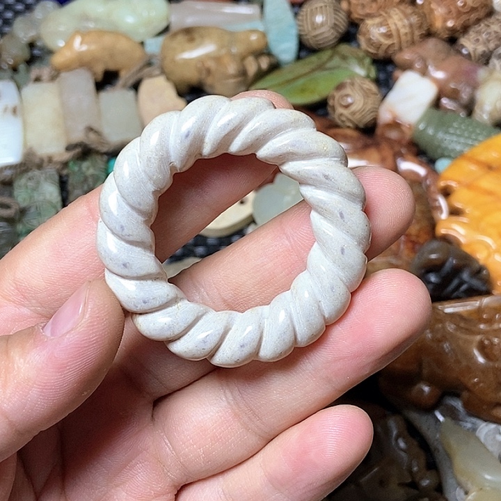 和田玉未镶嵌颈饰97