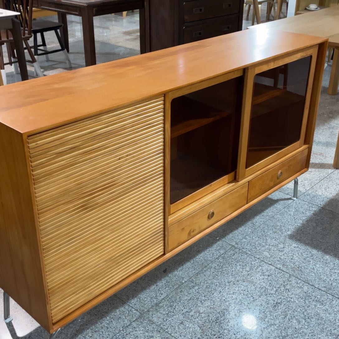 木樱桃木色餐边柜1.6