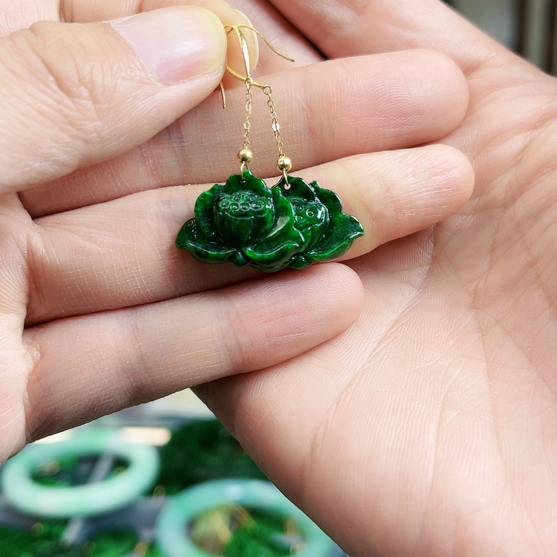 翡翠耳饰18K金镶嵌耳饰