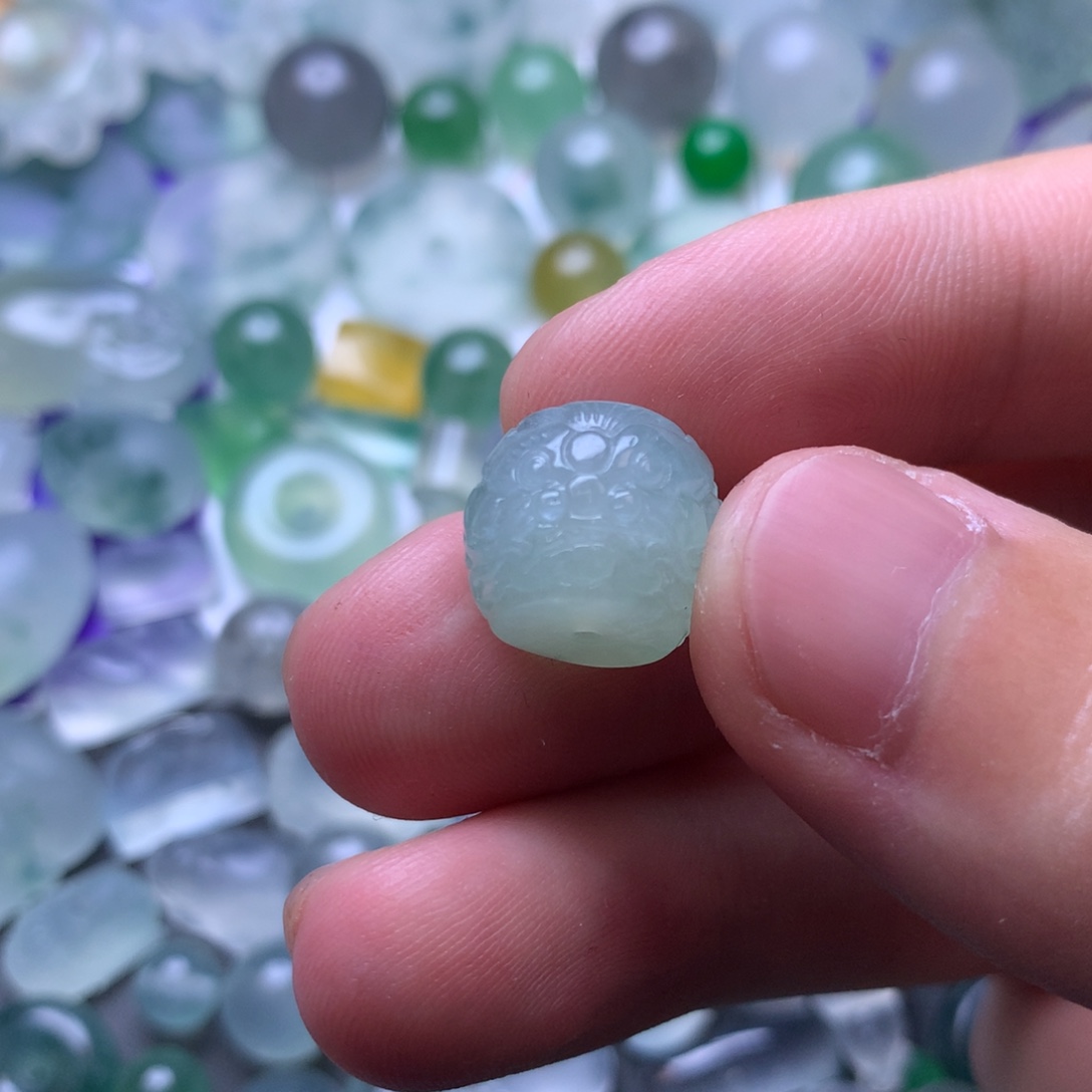 未镶嵌定制翡翠挂件