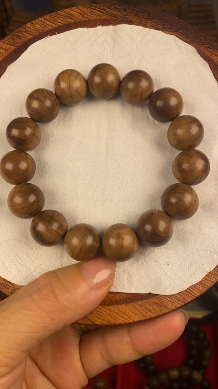 老山檀香黑肉沉水1.5焦糖