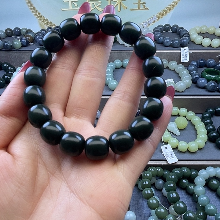 和田玉未镶嵌手链