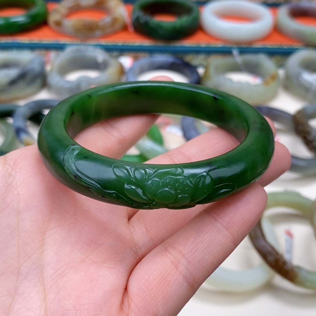 和田玉手镯57.5未镶嵌心**翔