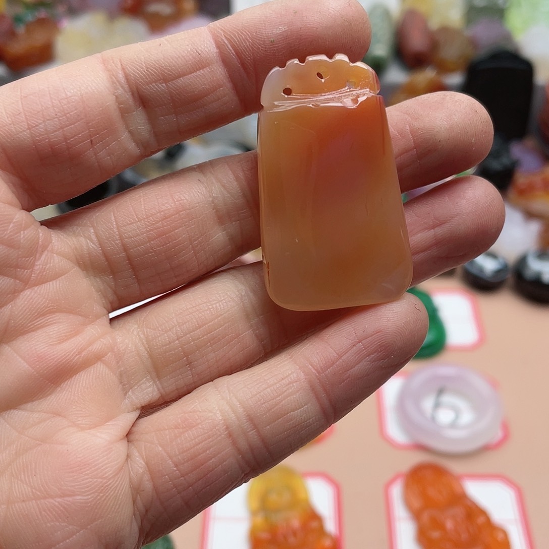 玛瑙/玉髓颈饰合金爱***己