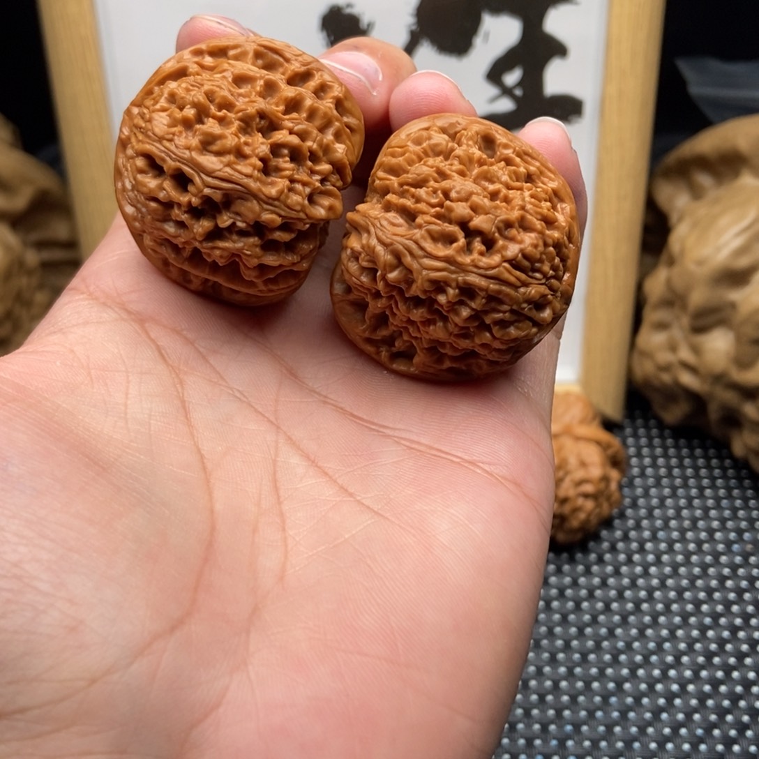 文玩核桃把件40南疆石