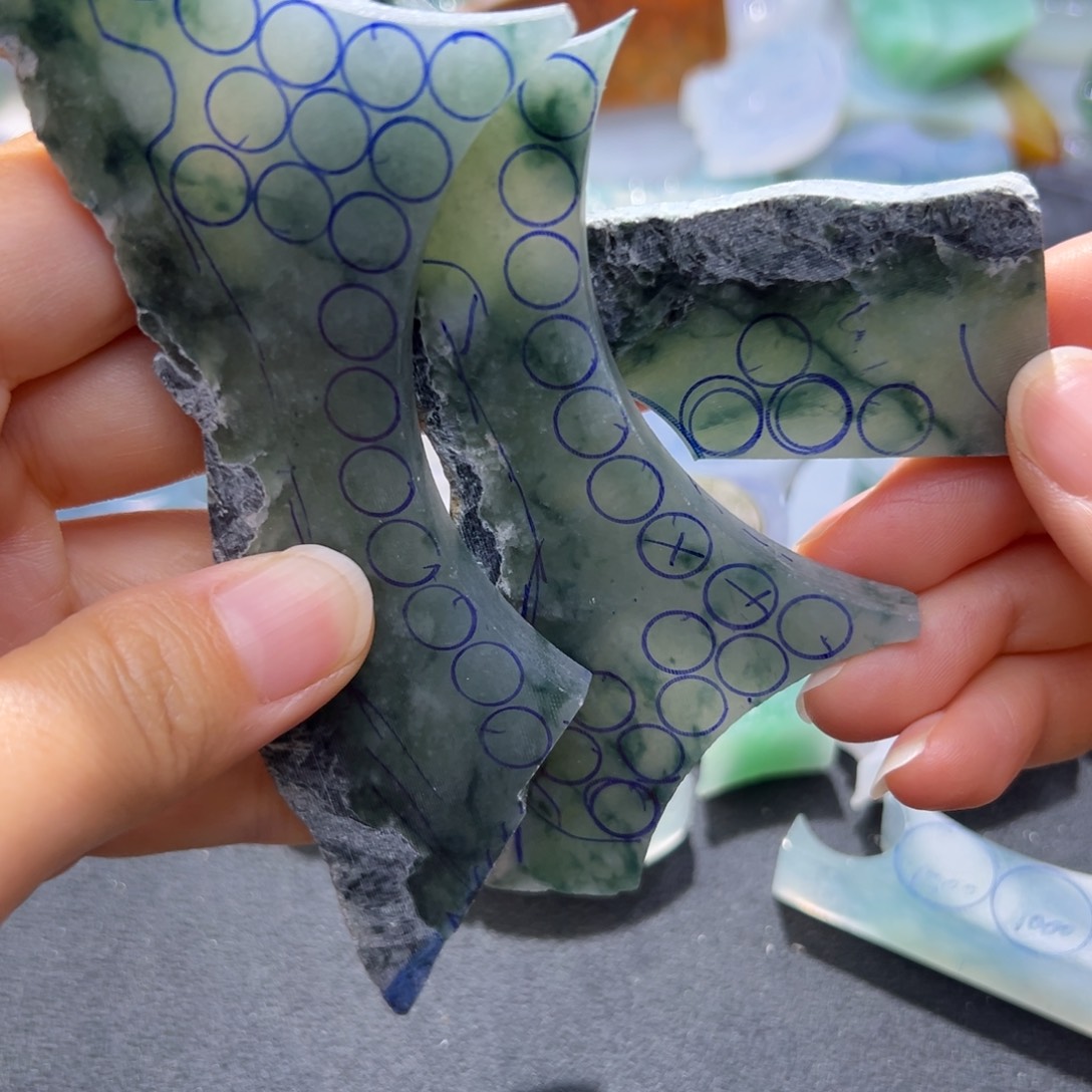 未镶嵌定制翡翠翡翠