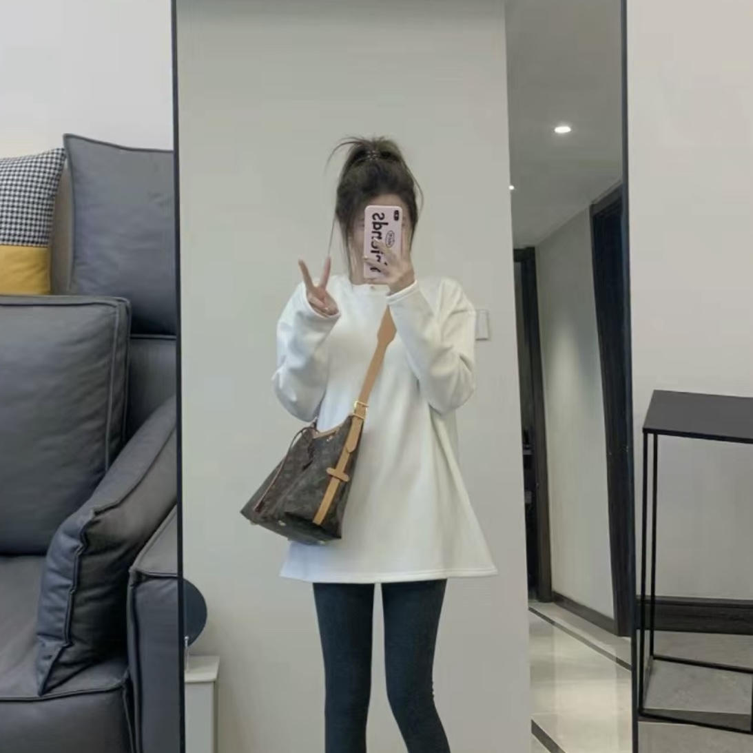 L V凯瑞奥29BB邮差 潮流百搭女士包包斜挎包