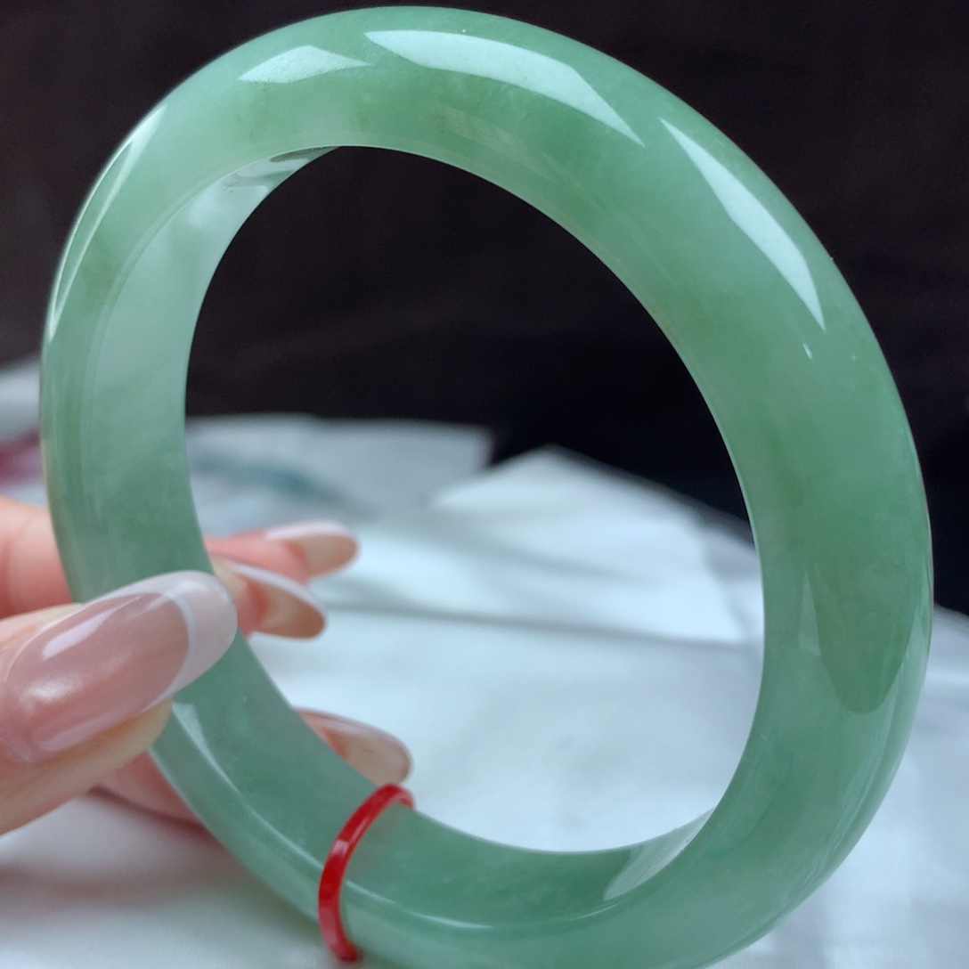 翡翠手镯未镶嵌96045，60圈