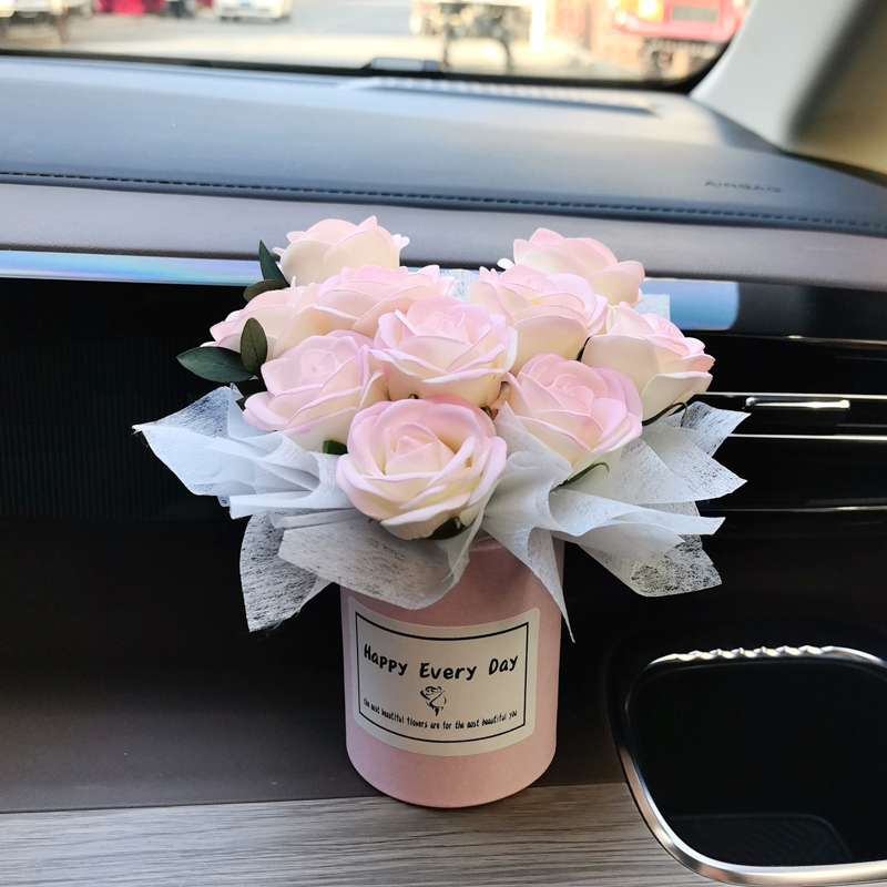 车载中控车内饰品摆件茶杯座小花桶水杯架装饰仿真香皂玫瑰小花束