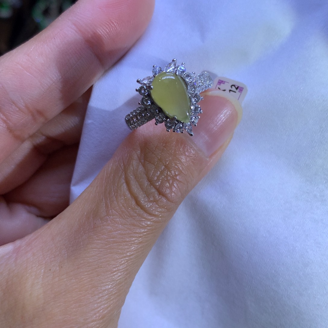 翡翠颈饰银S925镶嵌翡翠