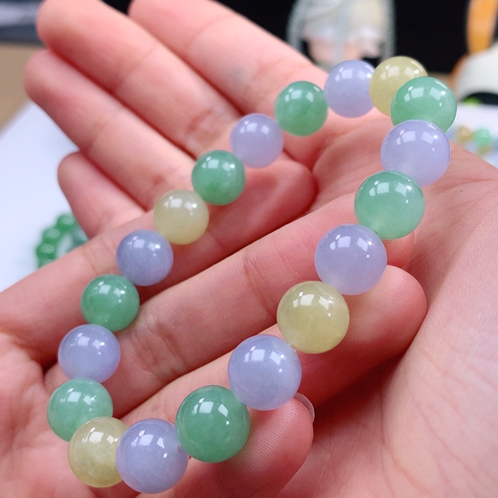 翡翠手链未镶嵌翡翠