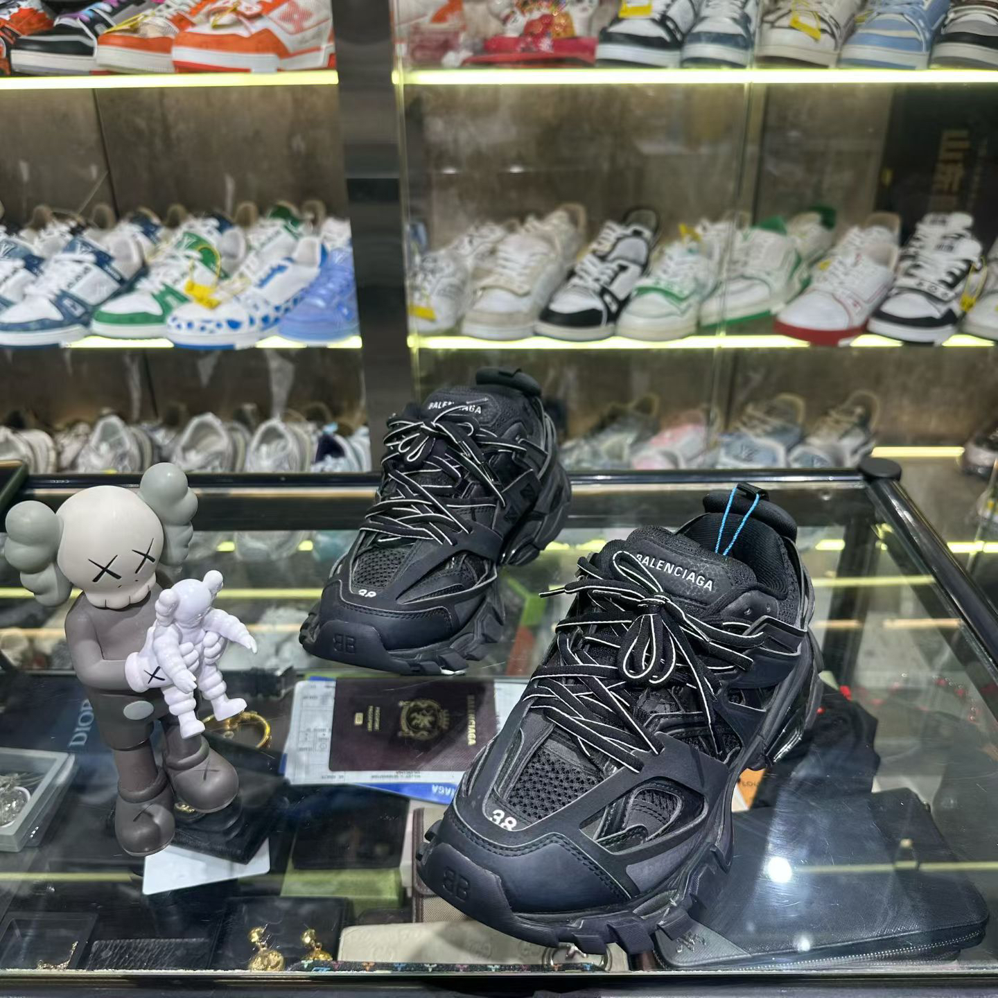 99新 Balenciaga/巴黎世家 38码/时尚/track黑老爹鞋jm01879 