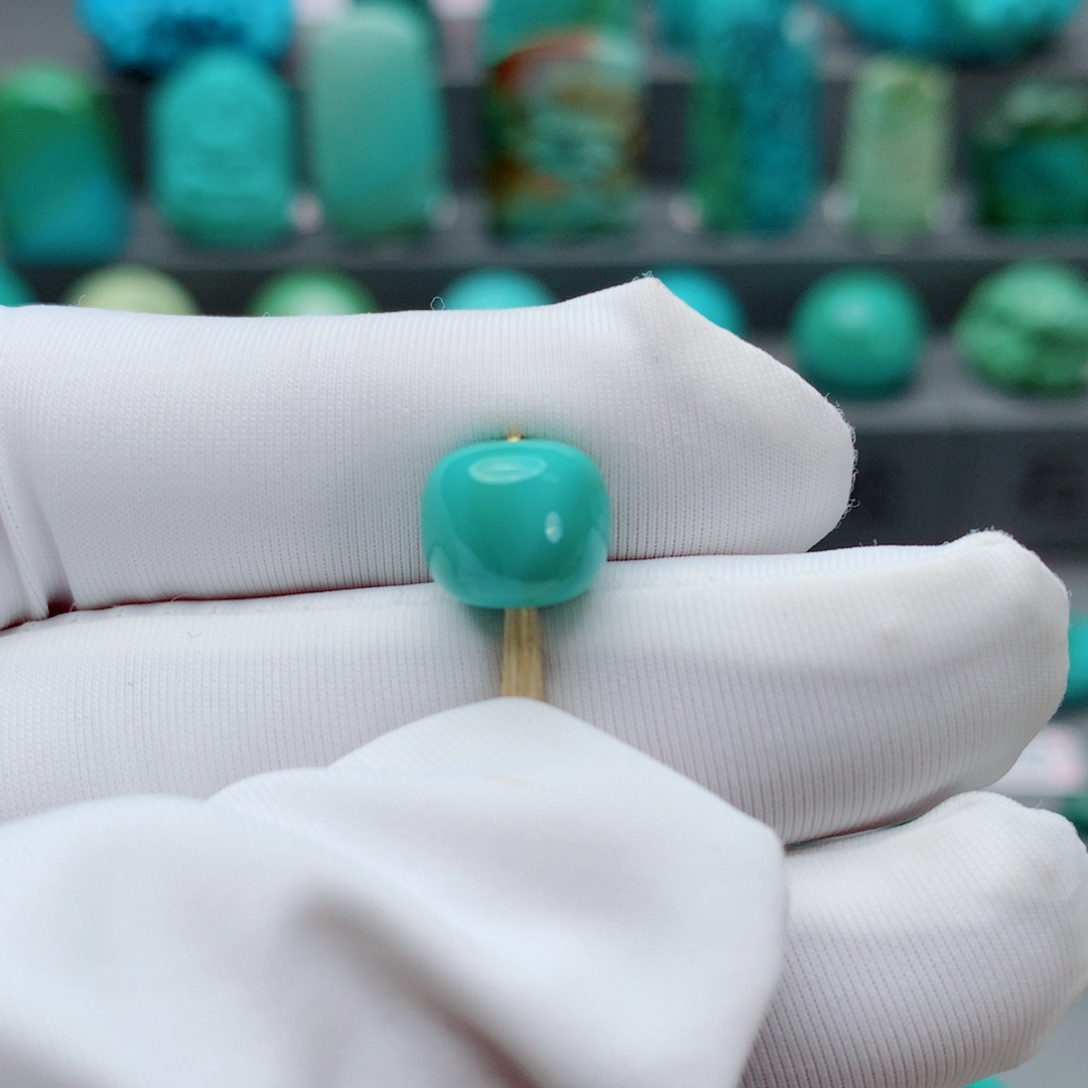 绿松石配饰未镶嵌