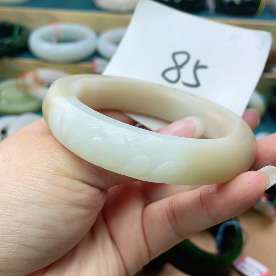 未镶嵌手镯和田玉圈口58