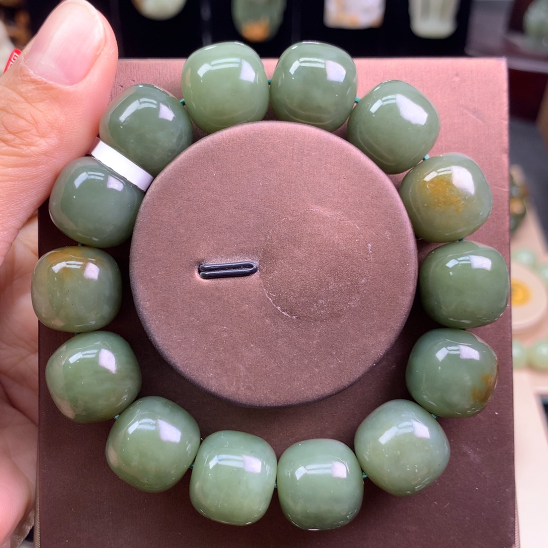 和田玉未镶嵌手链