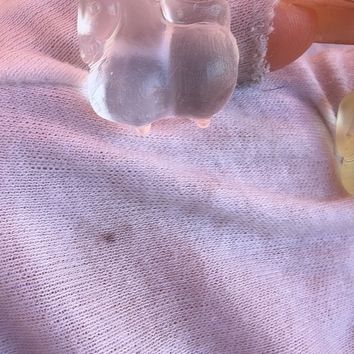 V***y未镶嵌水晶车挂水晶