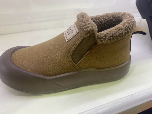 冬季棉靴时尚雪地靴短靴鞋子高帮布鞋休闲保暖加厚