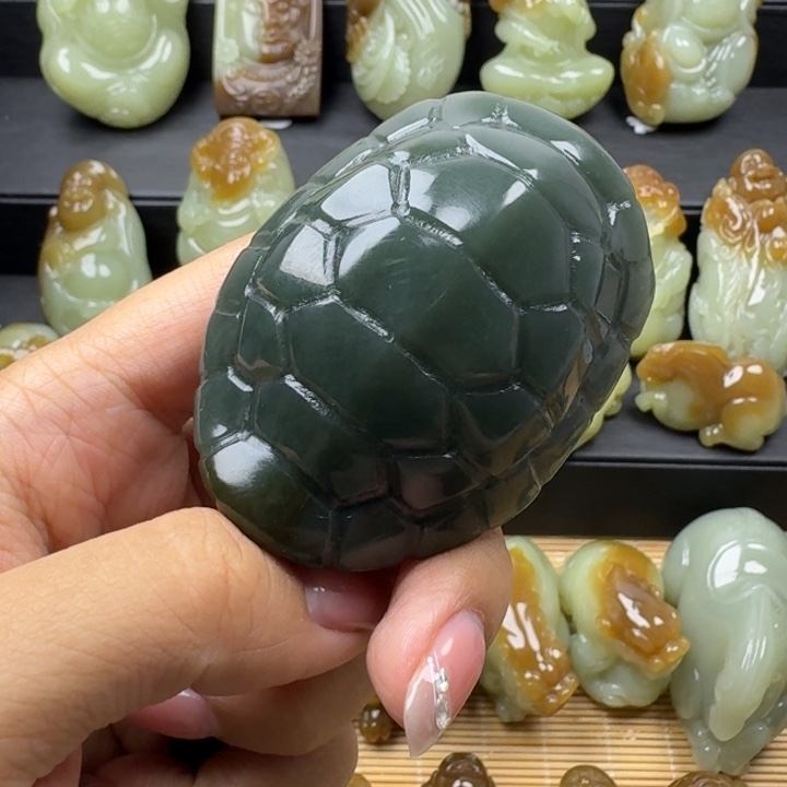 未镶嵌和田玉把件