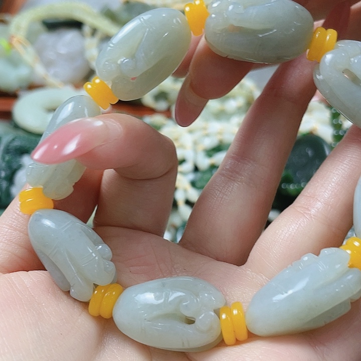 未镶嵌和田玉挂件