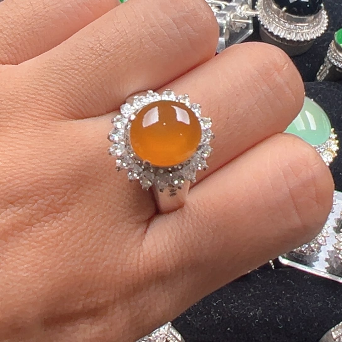 定制翡翠未镶嵌A货