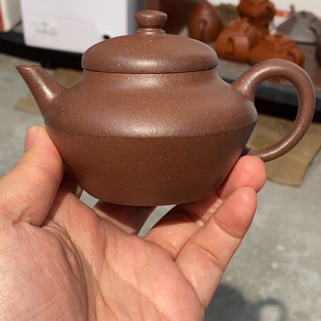 紫砂公道杯紫砂壶。紫砂壶。