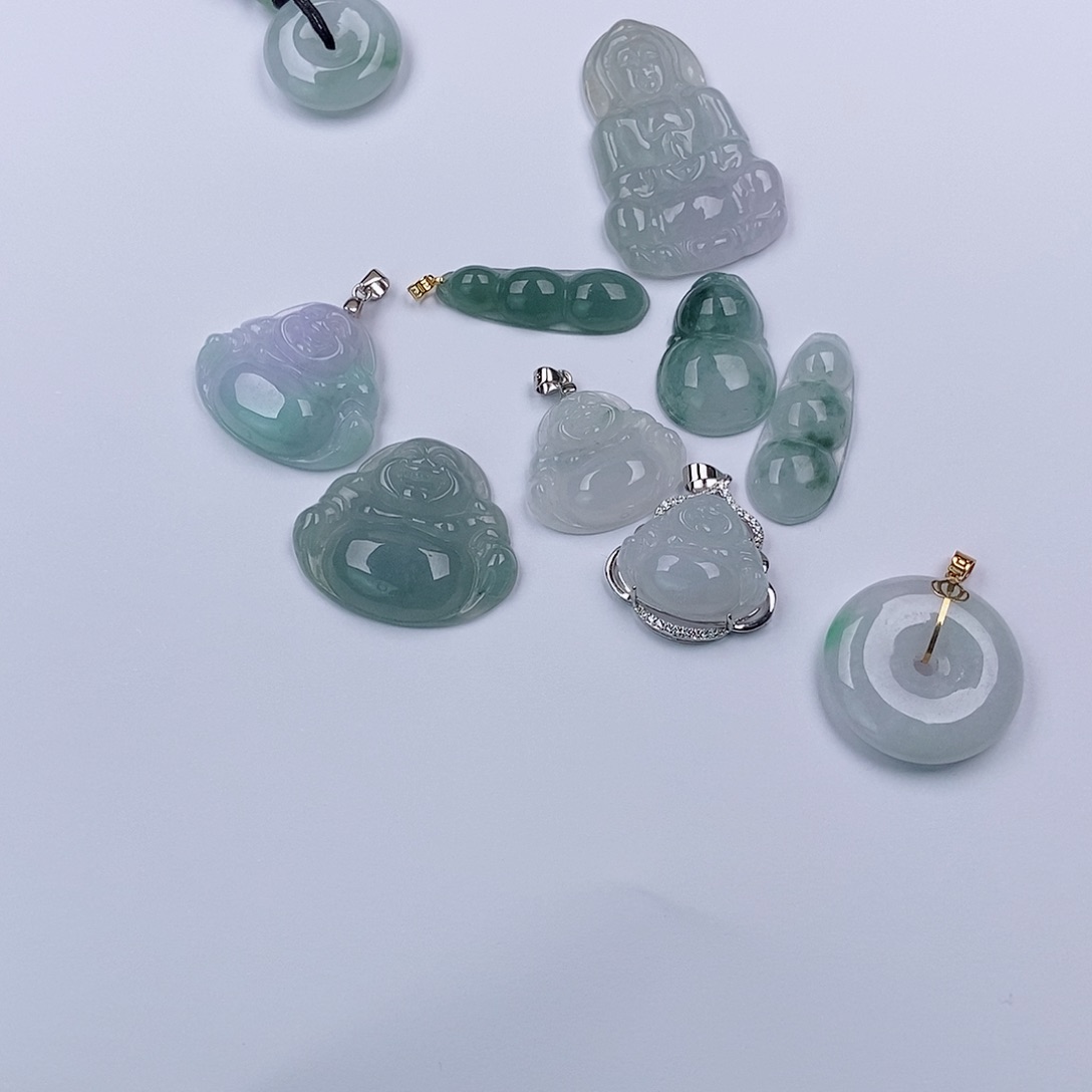 翡翠颈饰未镶嵌翡翠