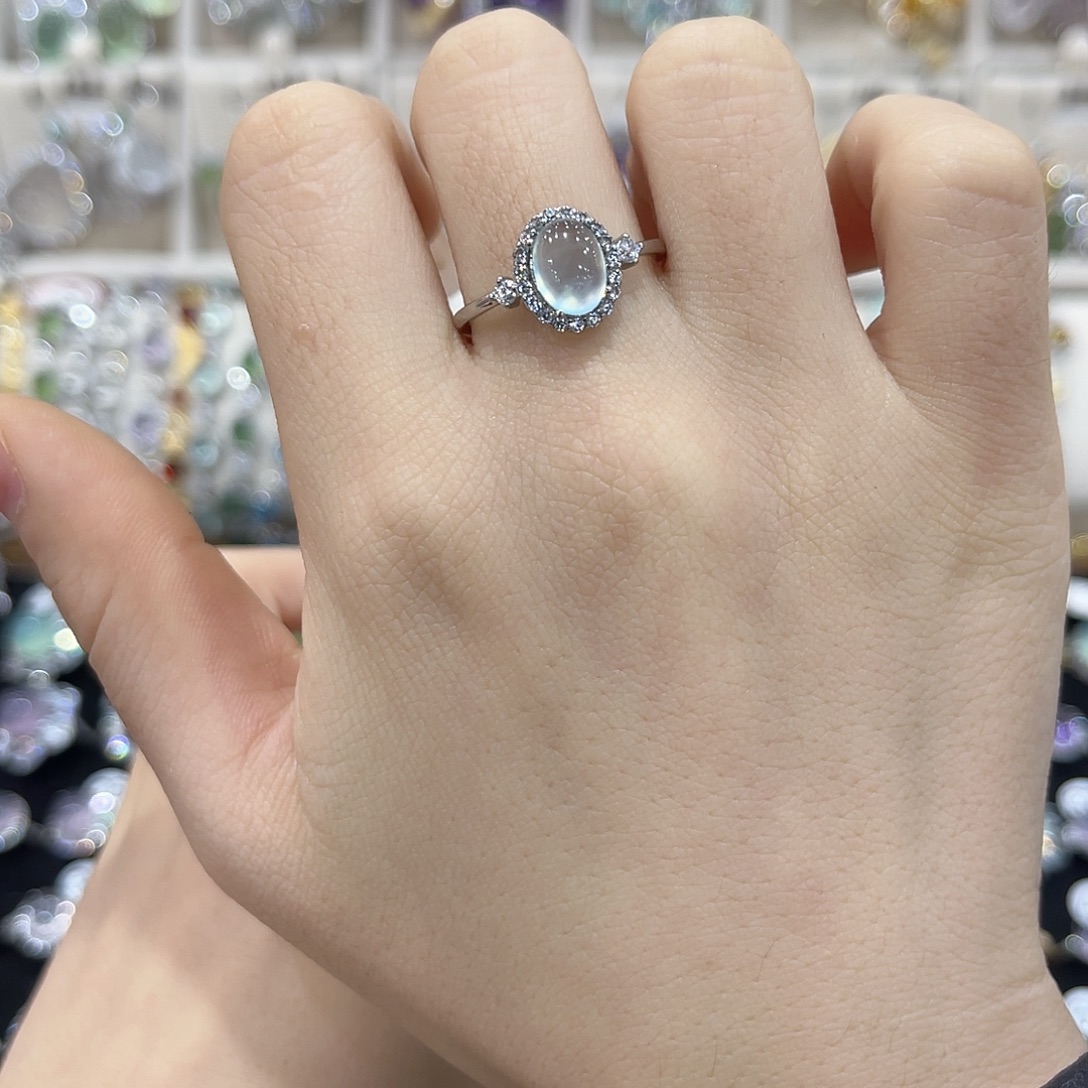 草***儿蛇纹石玉银S925镶嵌戒指