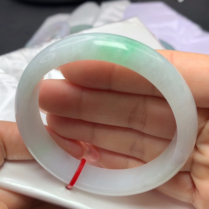 翡翠手镯未镶嵌58585959