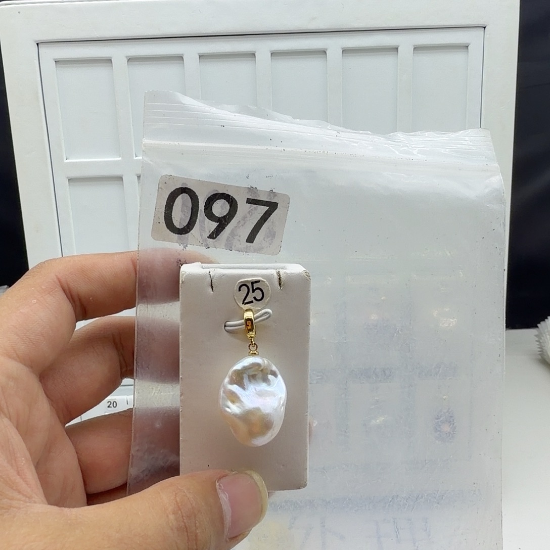 颈饰淡水珍珠合金