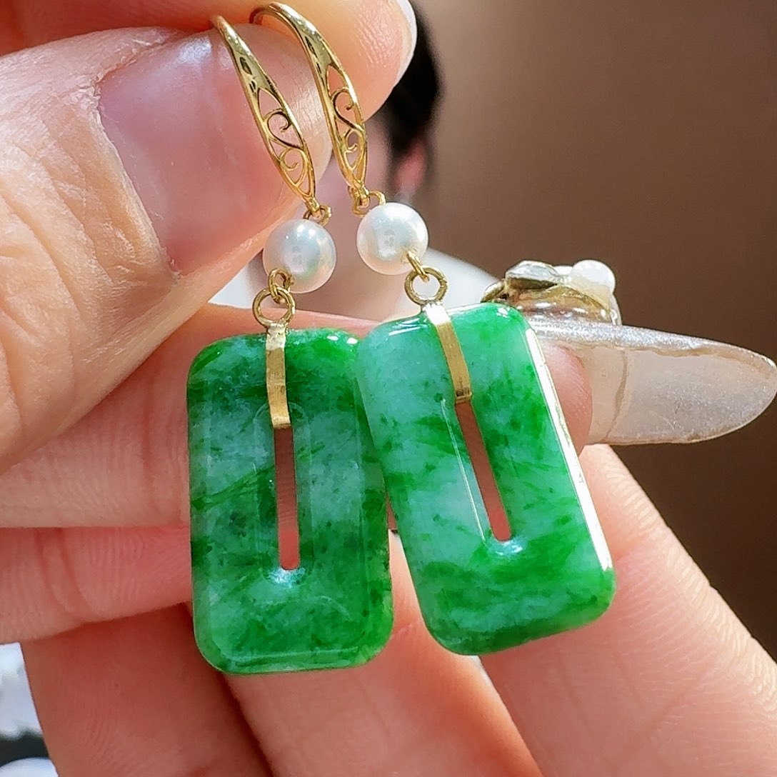 翡翠耳饰18K金镶嵌耳饰