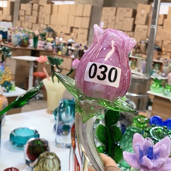 琉璃花瓶高19厘米口径6厘米