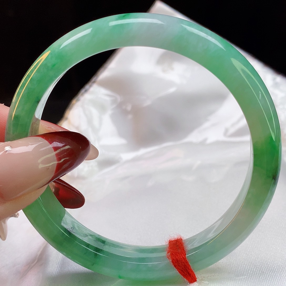 翡翠手镯未镶嵌天然翡翠9012