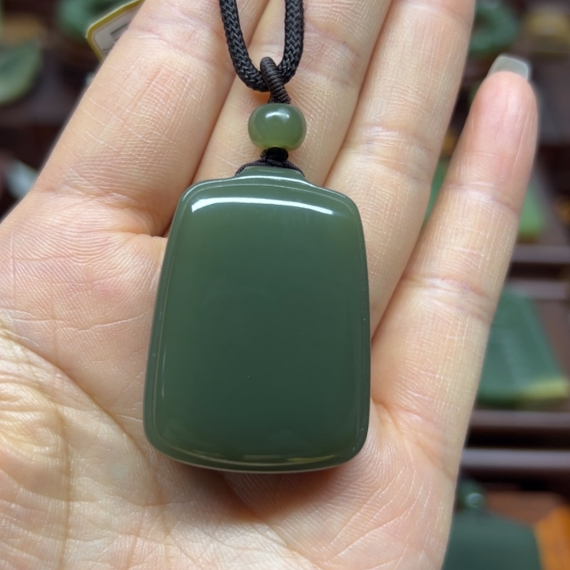 【闪购商品】颈饰未镶嵌岫岩老玉（透闪石质玉）平安牌