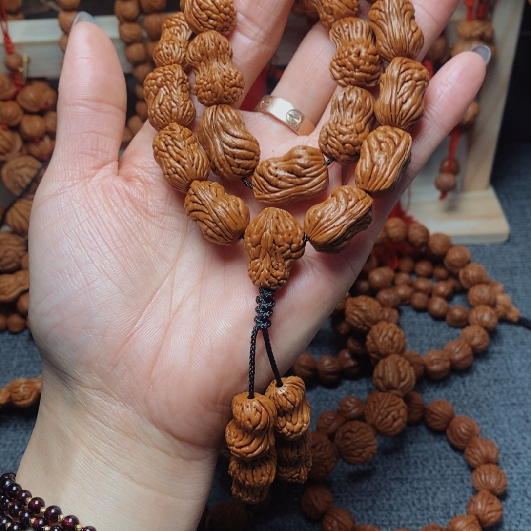 吊坠桃核龙纹桃枭