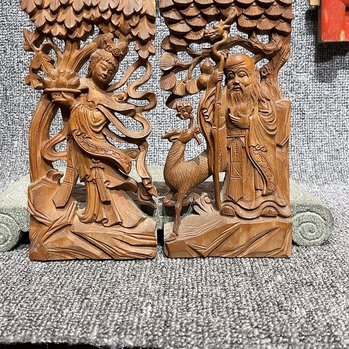 业***央陶瓷古色古香精品木雕