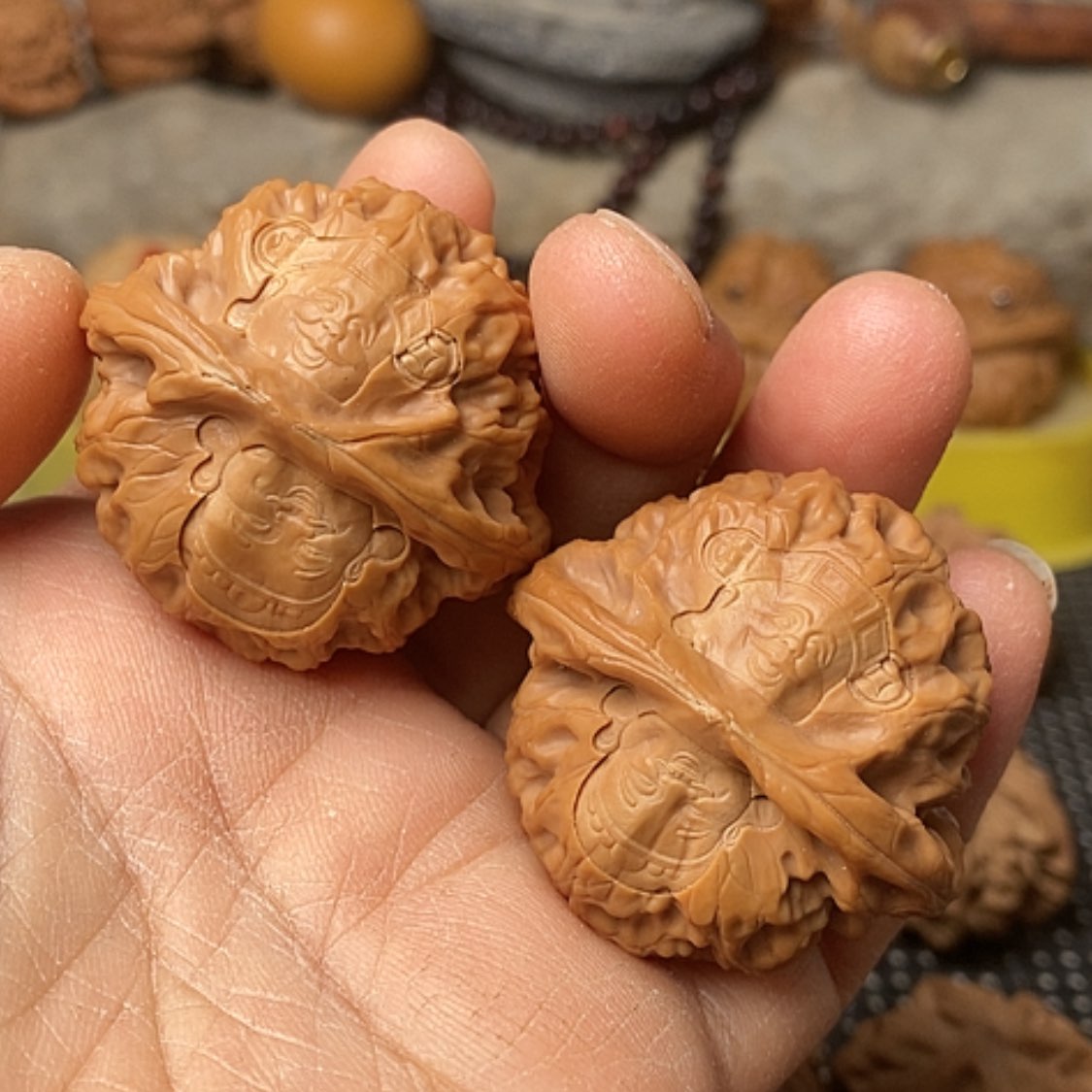 【闪购商品】把件文玩核桃宫灯雕刻狮子头