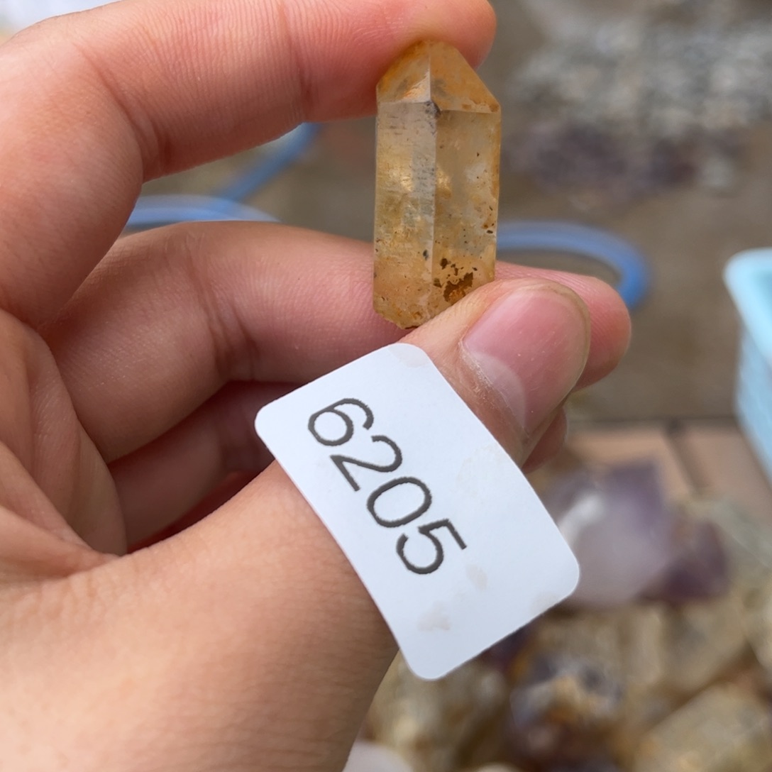 【闪购商品】未镶嵌水晶大型摆件（非配饰）?****吗