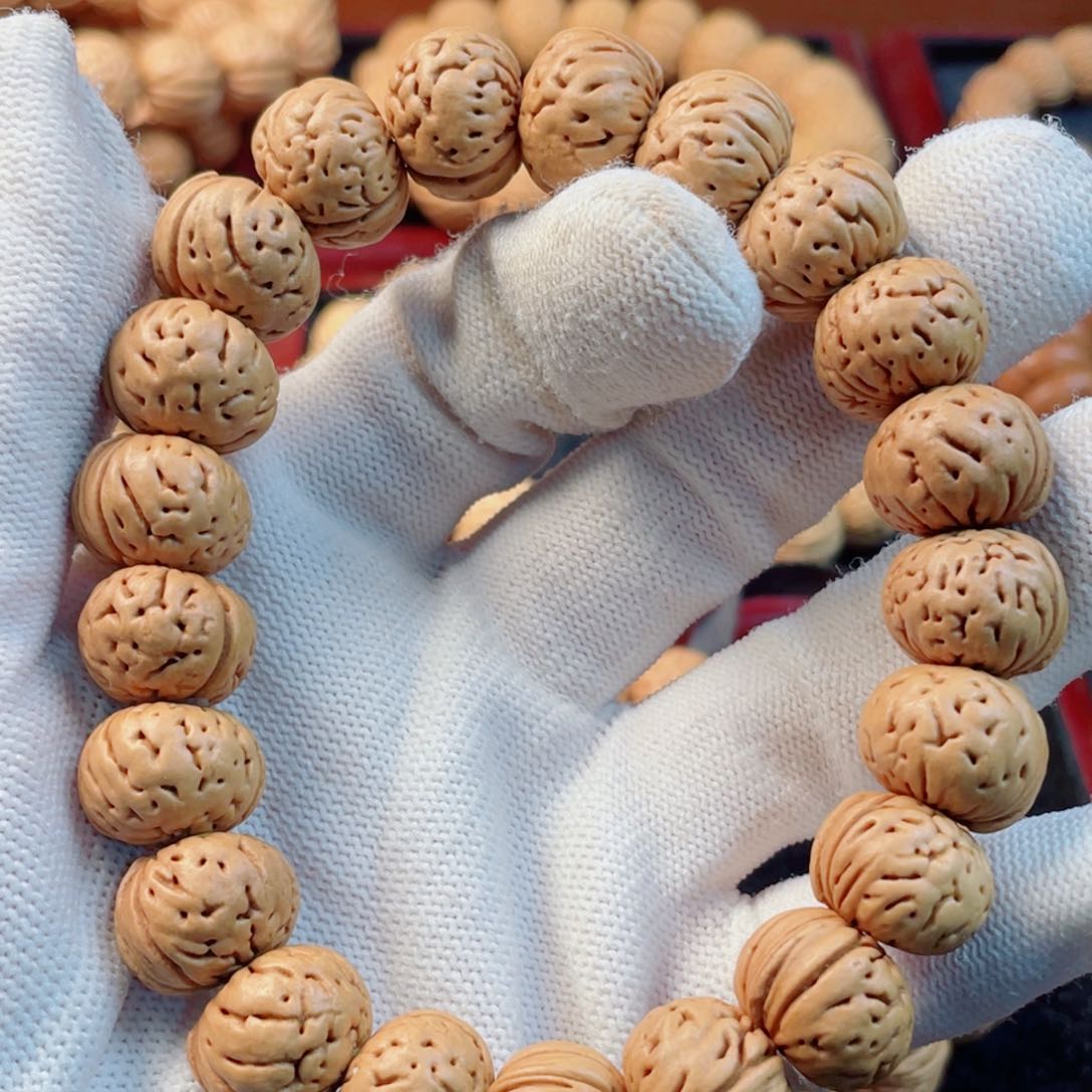 桃核手串树王纽扣桃核手串