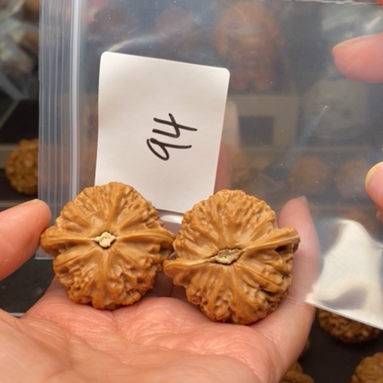 桃核吊坠94宫灯狮子