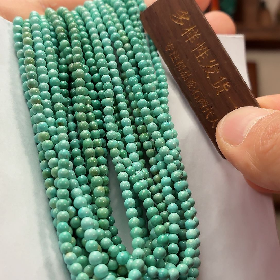 未镶嵌绿松石珠宝奇石