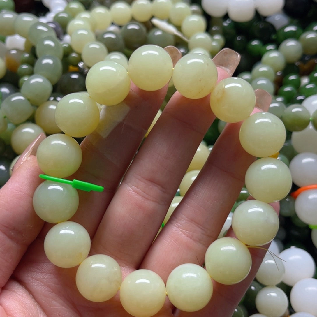 和田玉手链未镶嵌有包容