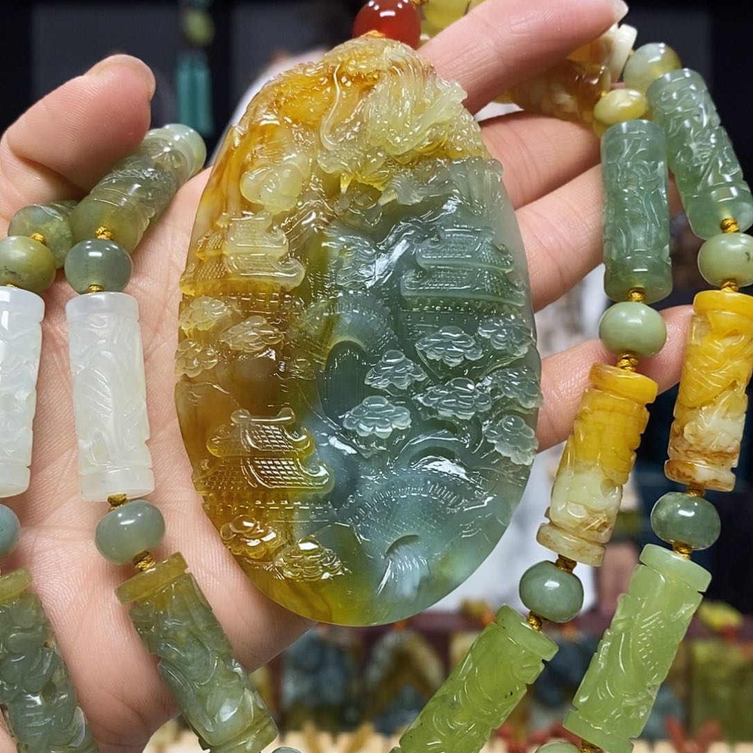 未镶嵌岫玉挂件吊坠