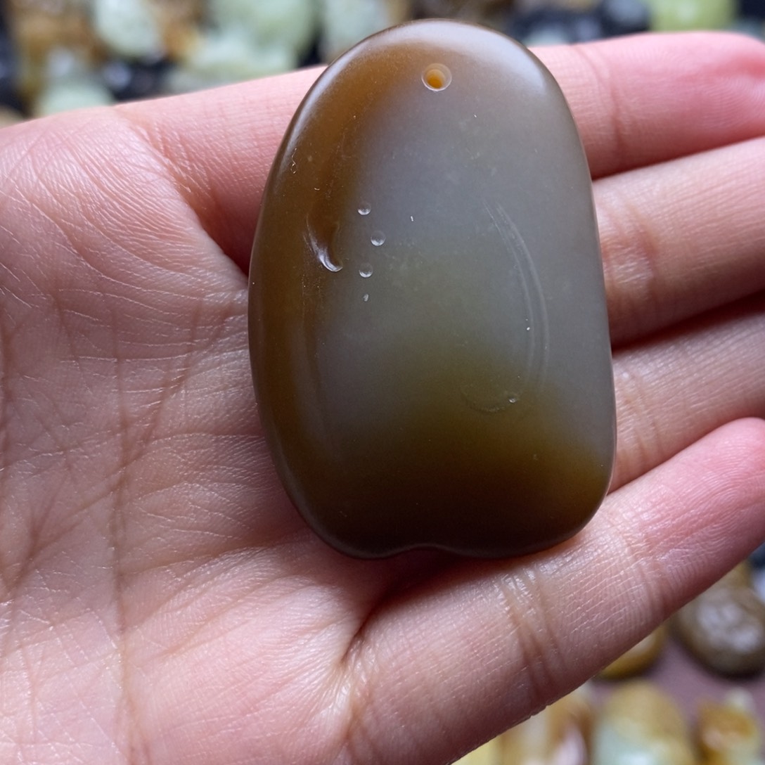 吊坠(不含链)未镶嵌和田玉（糖玉）