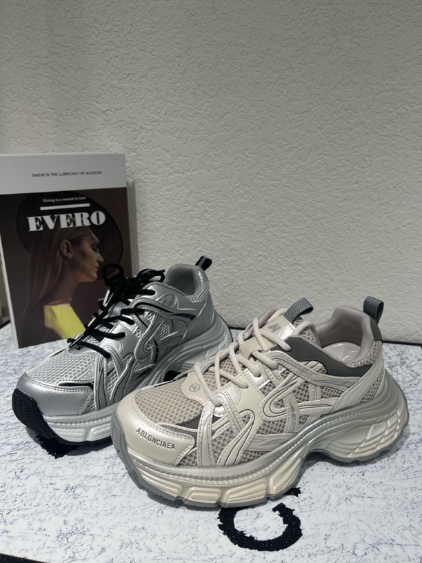 厚底老爹鞋女2025春季新款轻便透气复古登山鞋超火休闲运动鞋